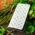 Design white long wallet